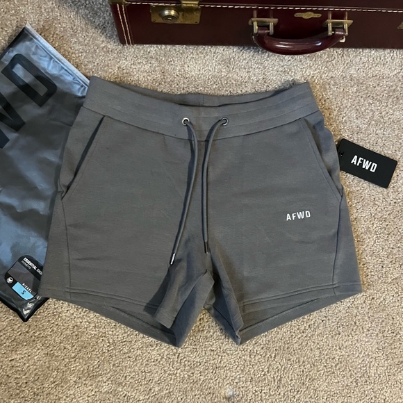 Alpha Forward Sweat Shorts NWT - Picture 12 of 13
